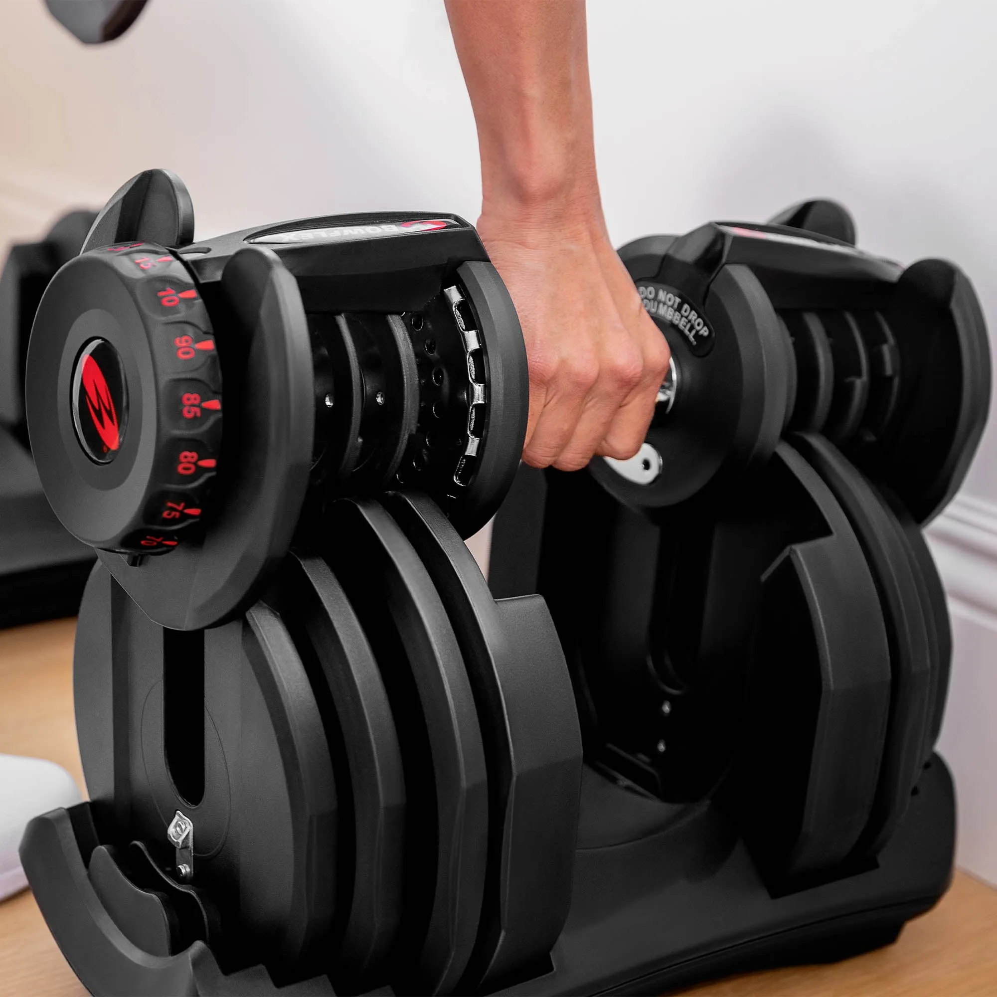 BowFlex SelectTech 1090i Adjustable Dumbbell Set