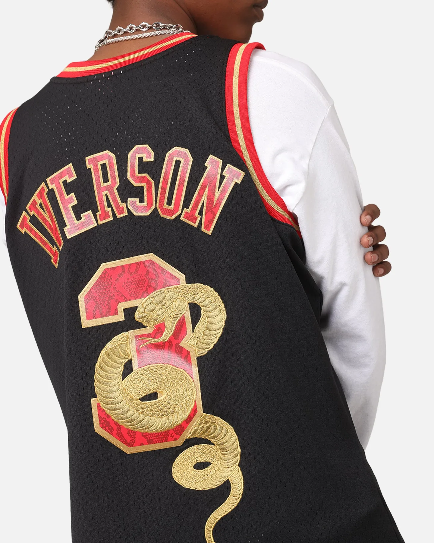 Mitchell & Ness Philadelphia 76ers Allen Iverson 1996 Swingman Jersey Black/Gold