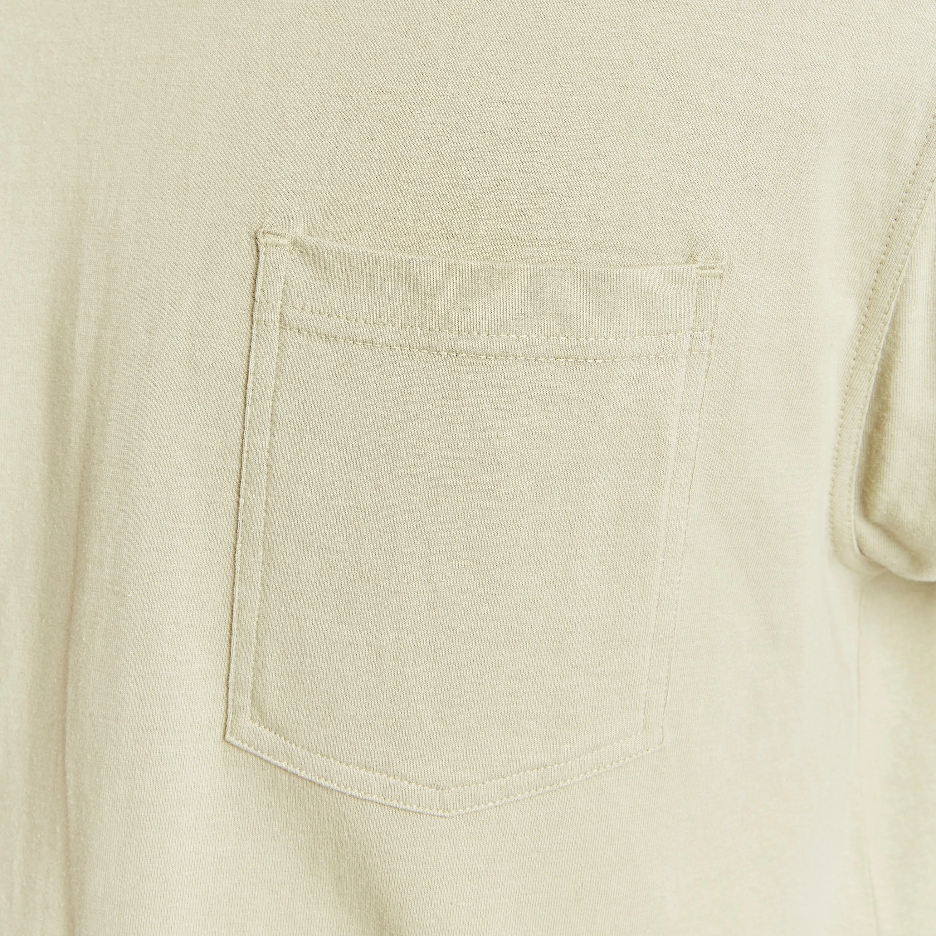 SHORT SLEEVE EXTENDED-TAIL POCKET GUSSET TEE