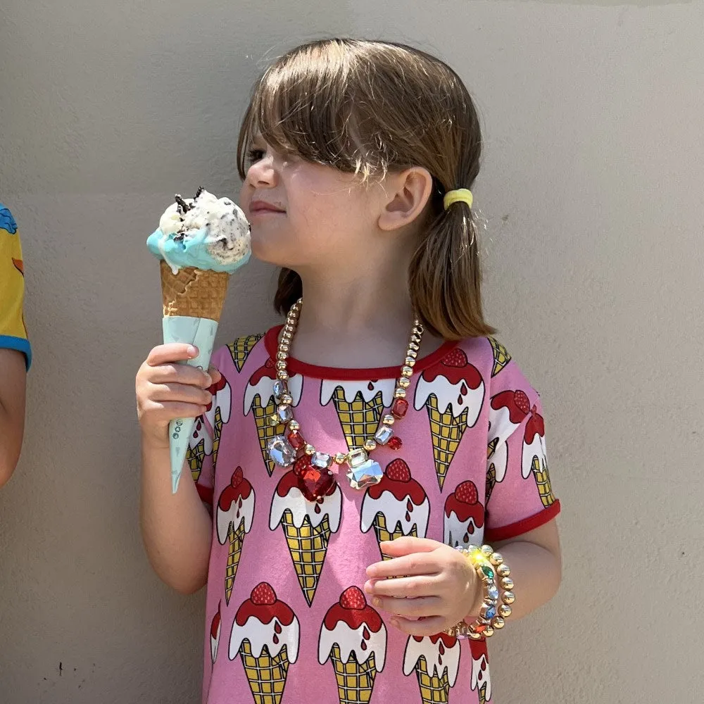 Short-sleeved dress with ice creams